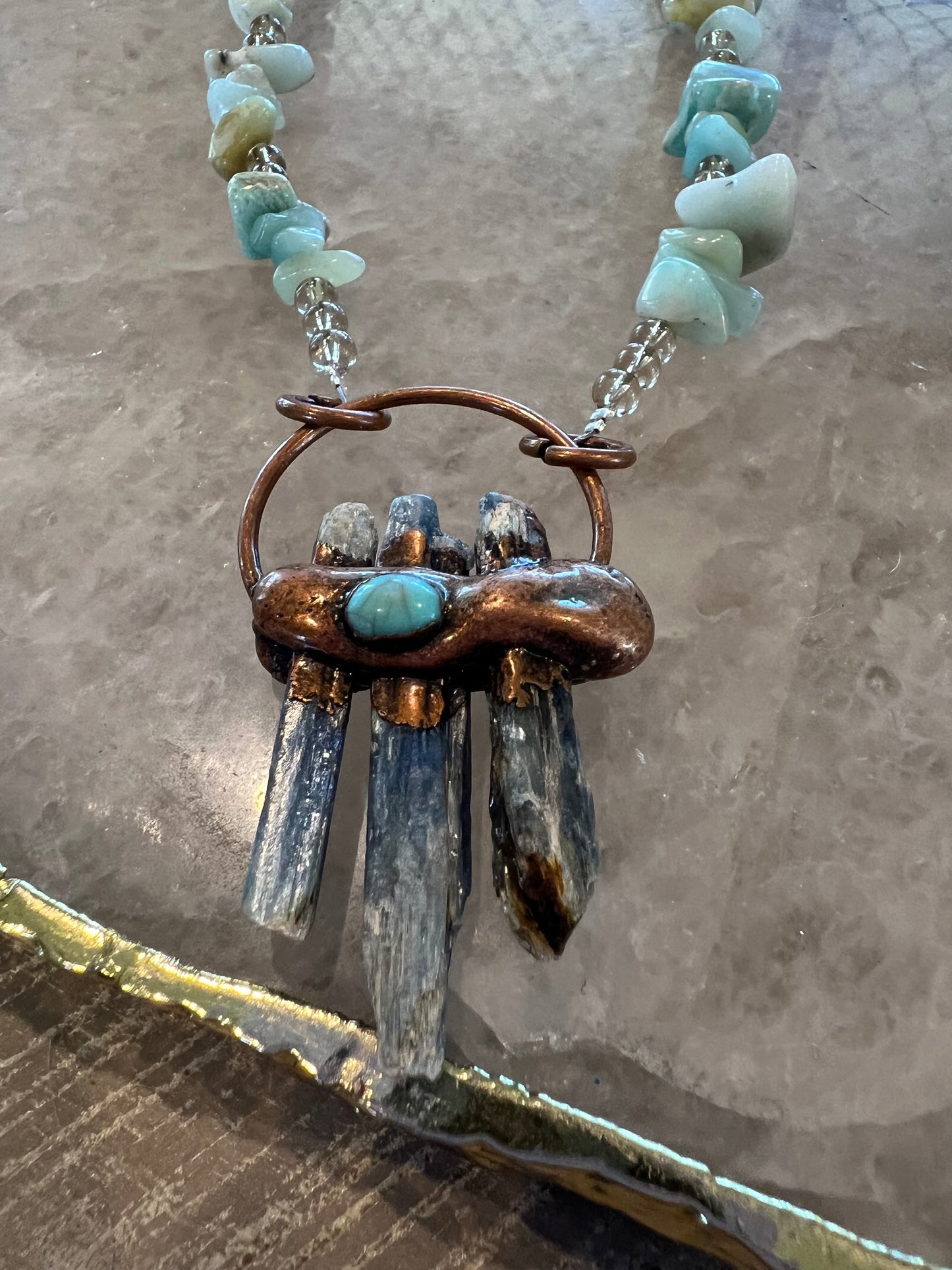 Crystal Gemstone creations - 3pce Jewellery set-  Fri 5th Dec