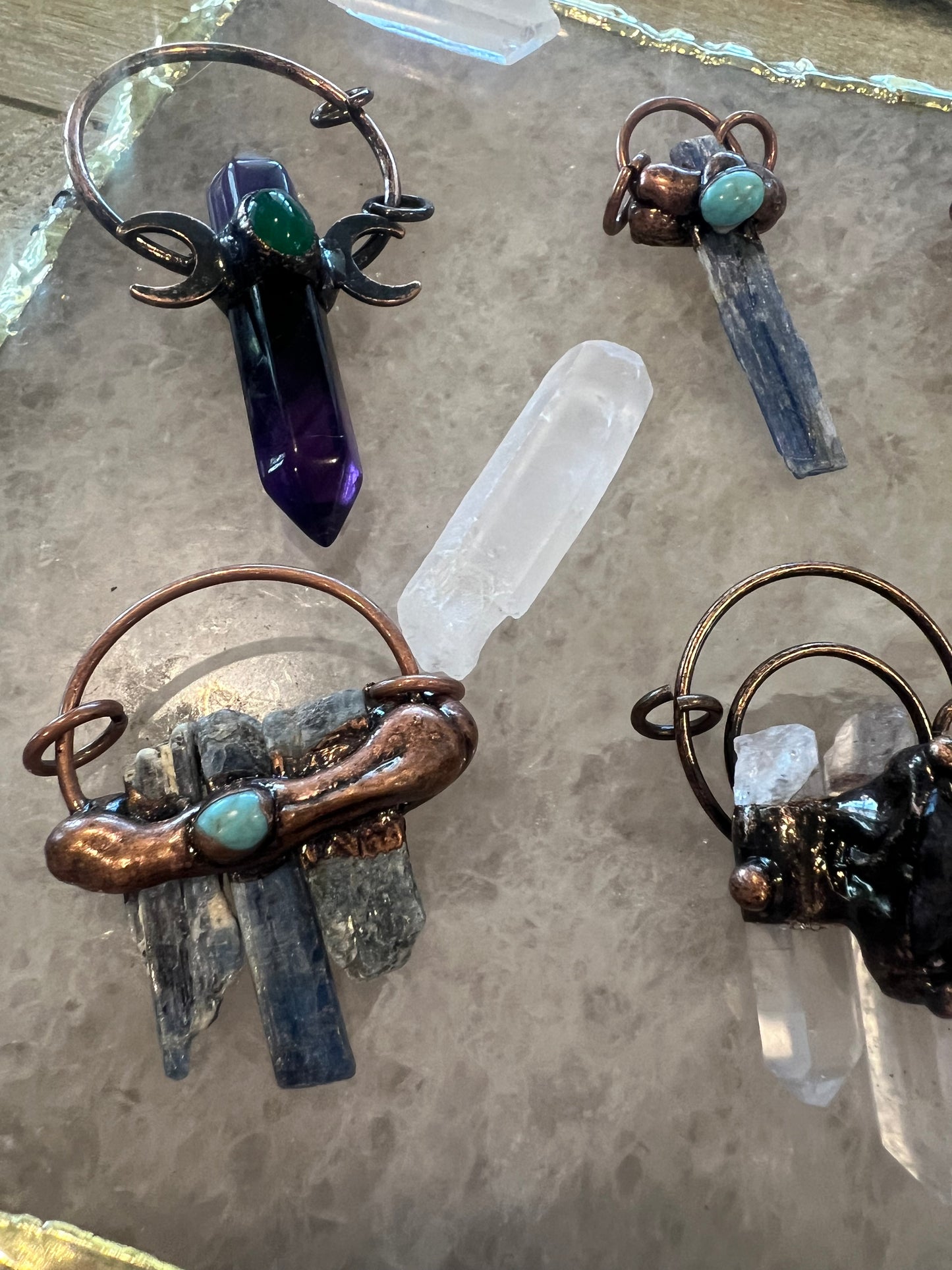Crystal Gemstone creations - 3pce Jewellery set-  Fri 5th Dec