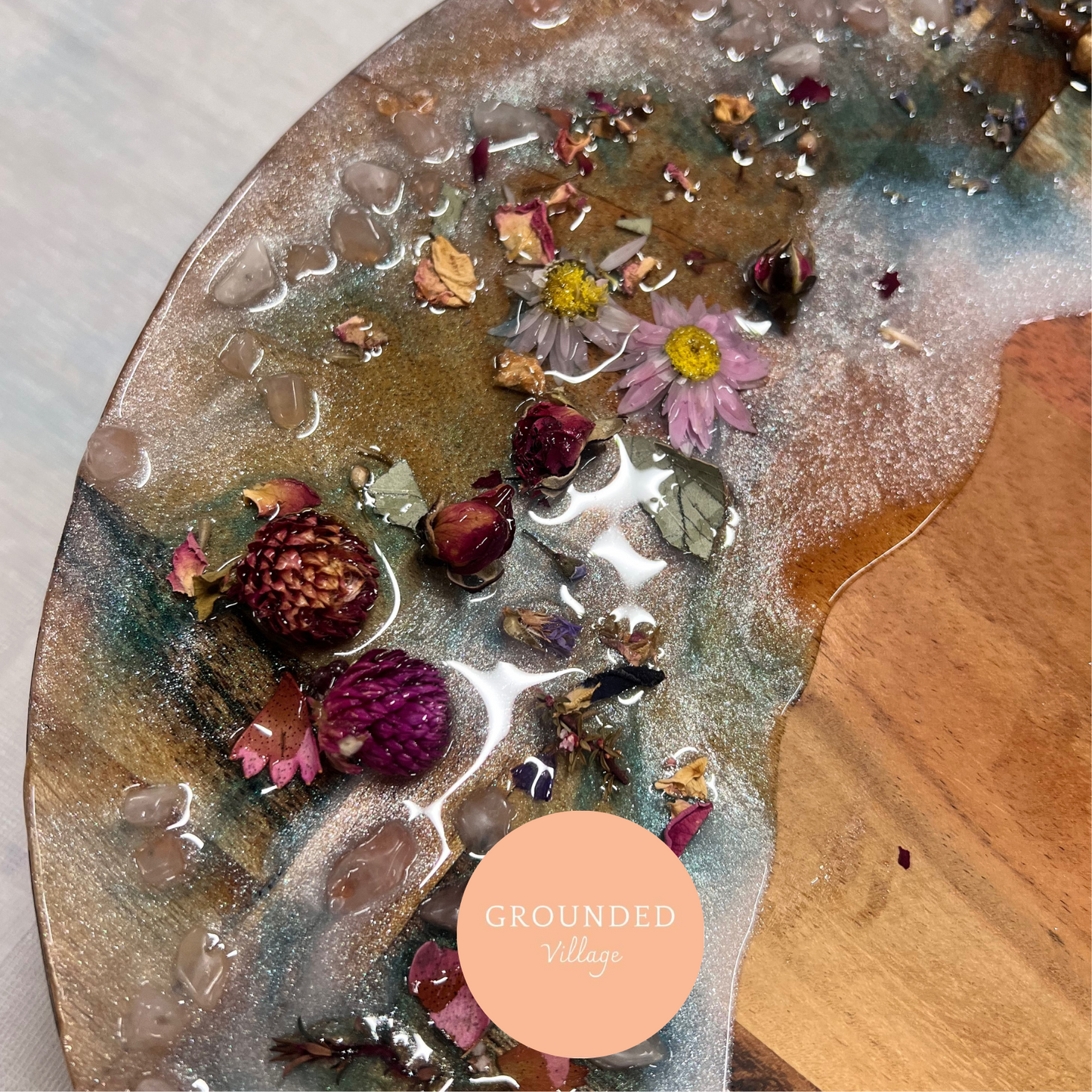 Resin Art and sip - Friday 5th Jan