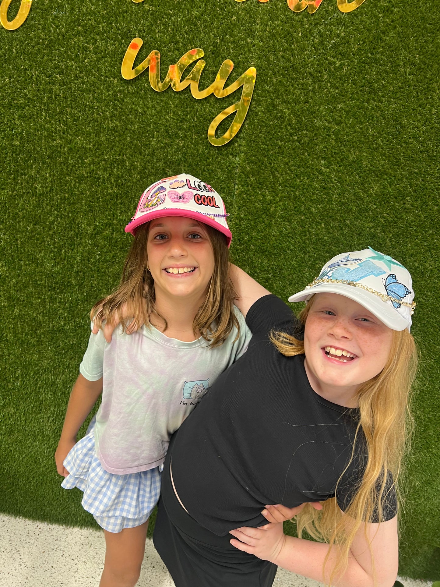 Design a cap besties birthday Party