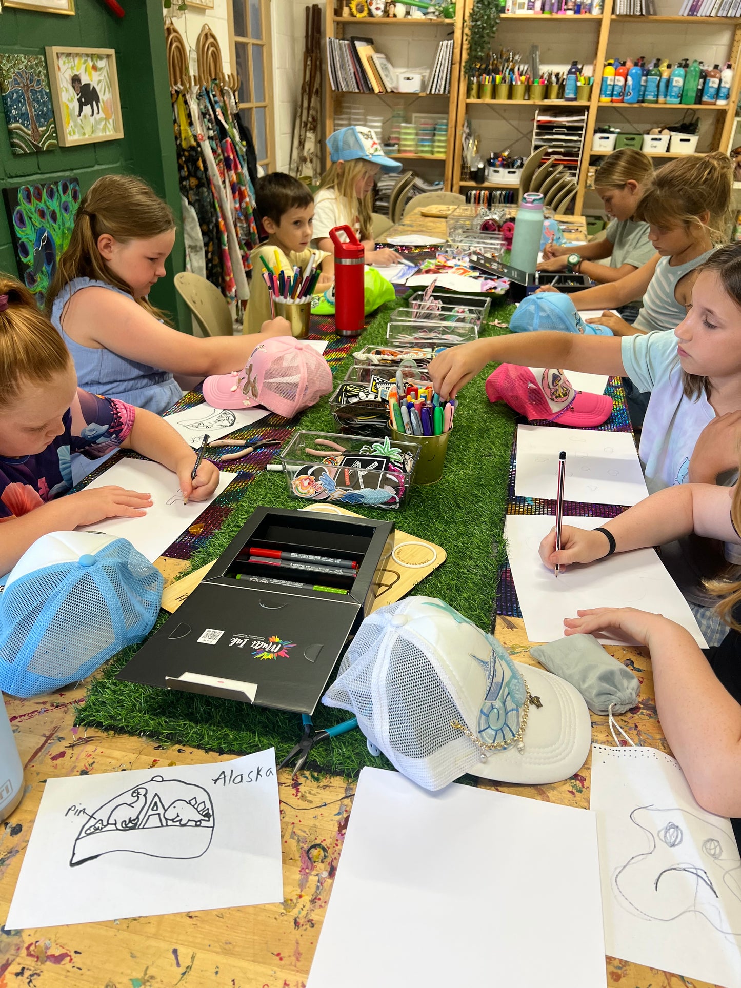 Design a cap besties birthday Party