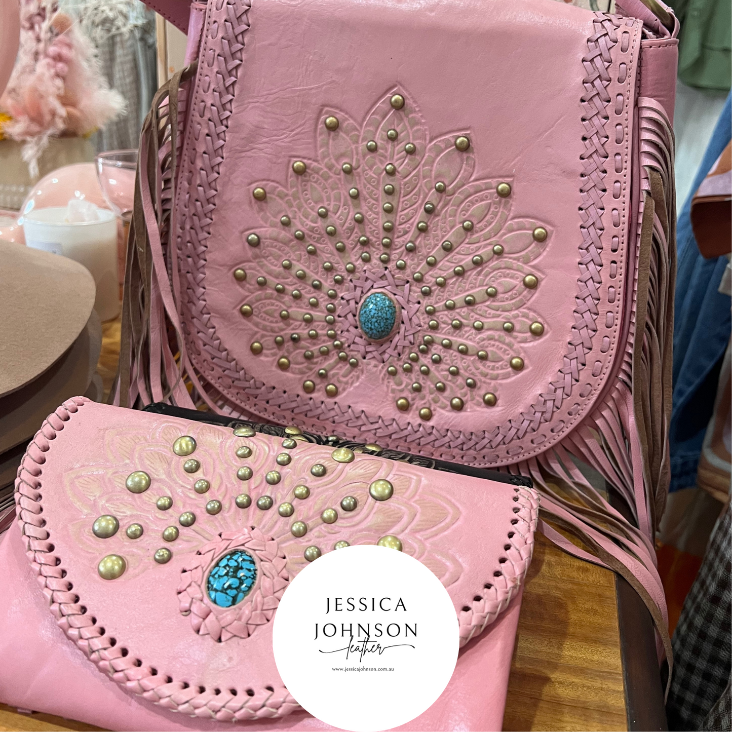 Fleetwood studded leather wallet in Dusty dolly